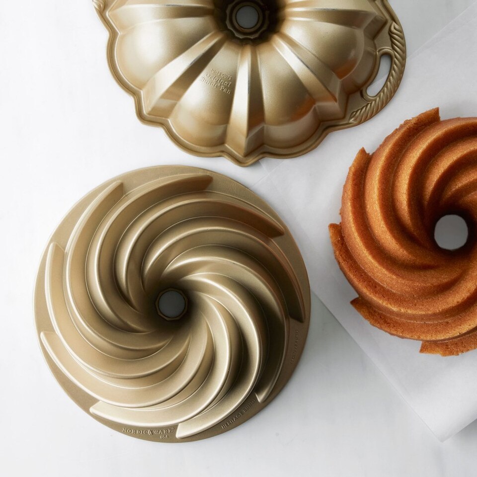 Nordic Ware Heritage Bundt® Pan Williams Sonoma Australia